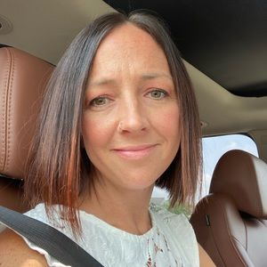 Meet your Posher, Jillian